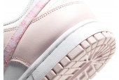 DUNK LOW PAISLEY PACK PINK W [FD1449-100]