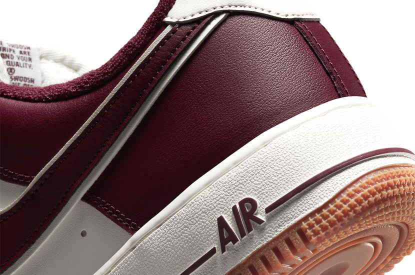 AIR FORCE 1 COLLEGE PACK NIGHT MAROON [DQ7659-102]