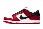 SB DUNK LOW CHICAGO [BQ6817-600]