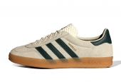 GAZELLE INDOOR CREAM WHITE COLLEGIATE GREEN GUM [IH7502]