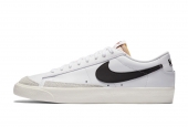 BLAZER LOW 77 VINTAGE WHITE BLACK [DA6364-101]