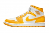 AIR JORDAN 1 MID UNIVERSITY GOLD W [BQ6472-117]