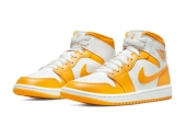 AIR JORDAN 1 MID UNIVERSITY GOLD W [BQ6472-117]