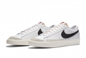 BLAZER LOW 77 VINTAGE WHITE BLACK [DA6364-101]