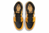 AIR JORDAN 1 MID TAXI [554724-701]