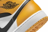 AIR JORDAN 1 MID TAXI [554724-701]