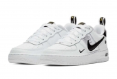 AIR FORCE 1 UTILITY WHITE BLACK [AR1708-100]