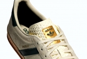 GAZELLE INDOOR CREAM WHITE COLLEGIATE GREEN GUM [IH7502]