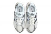 NIKE V5 RNR SUMMIT WHITE BLUE TINT PHOTON DUST SMOKE GREY [HQ7901-103]