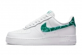 AIR FORCE 1 ESSENTIALS WHITE GREEN PAISLEY [DH4406-102]