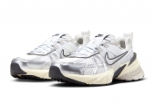 NIKE V2K RUN RUNTEKK ‘SUMMIT WHITE METALLIC SILVER’  [FD0736-100]