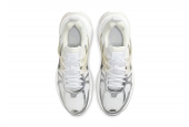 NIKE V2K RUN METALLIC SILVER [FD0736-104]