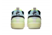 AIR FORCE 1 REACT SAIL BARELY VOLT [DM0573-101]