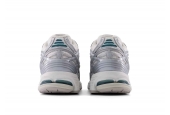 NEW BALANCE 1906R SILVER METALLIC SEA SALT [M1906REE]