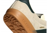 GAZELLE INDOOR CREAM WHITE COLLEGIATE GREEN GUM [IH7502]