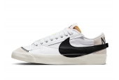 BLAZER LOW 77 JUMBO WHITE BLACK [DN2158-101]