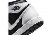 AIR JORDAN 1 RETRO HIGH OG BLACK WHITE GS [FD1437-010]
