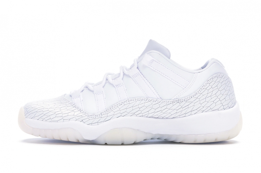 AIR JORDAN 11 LOW HEIRES PURE PLATINUM [897331-100]