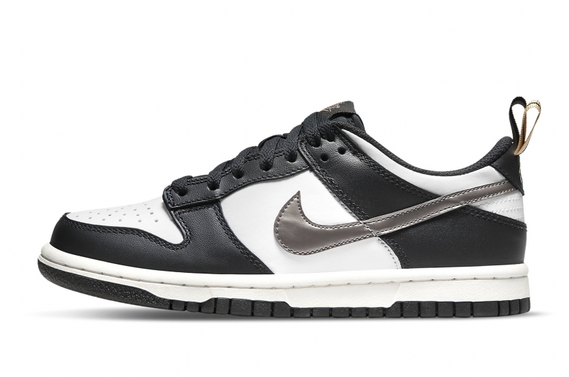 DUNK LOW BLACK WHITE METALLIC [DH9764-001]
