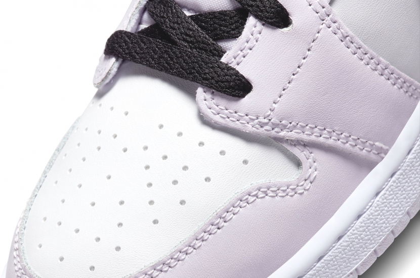 AIR JORDAN 1 MID BARELY GRAPE GS [DQ8423-501]