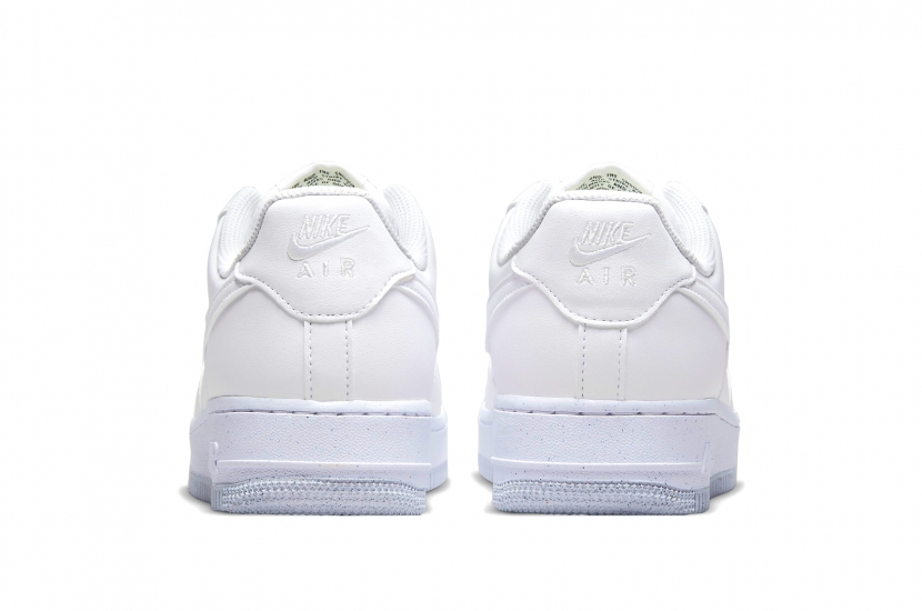 AIR FORCE 1 NEXT NATURE WHITE METALLIC GREY [DC9486-101]