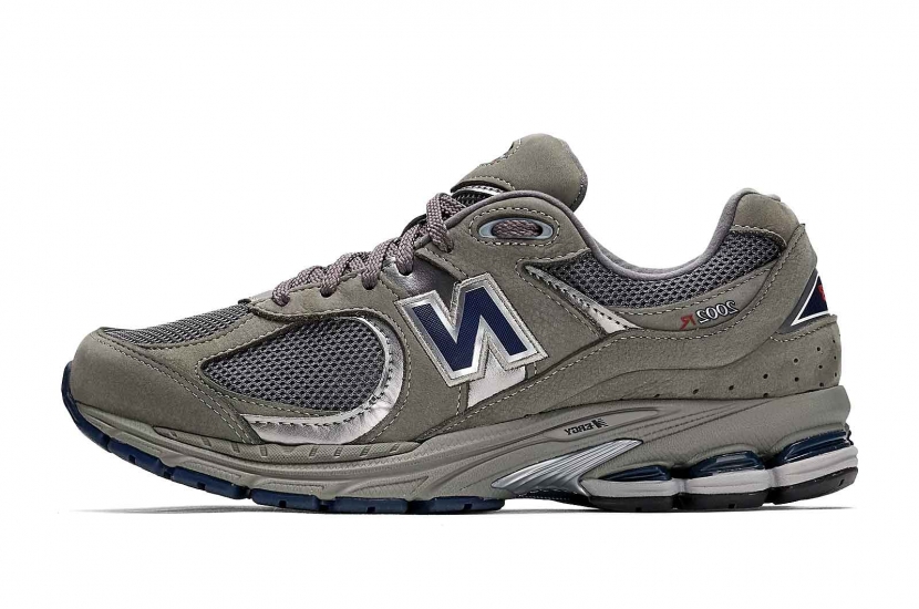 NEW BALANCE 2002R LIGHT GREY [MR2002RA]