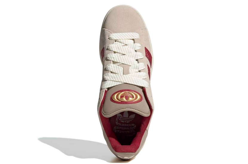 CAMPUS 00S YEAR OF THE SNAKE [JR0093]