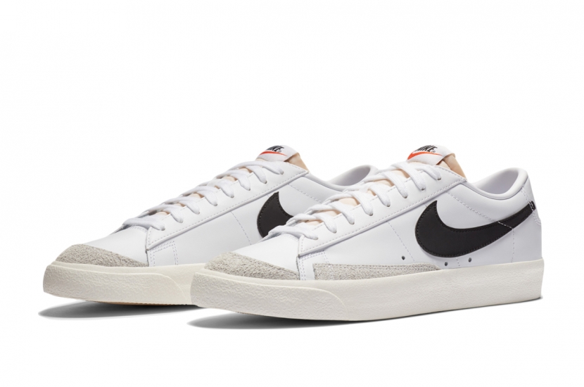 BLAZER LOW 77 VINTAGE WHITE BLACK [DA6364-101]