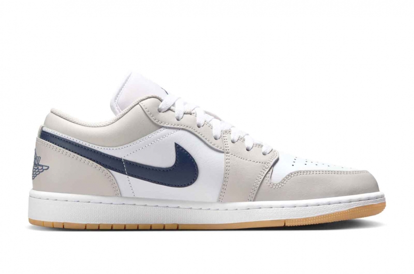 AIR JORDAN 1 LOW MIDNIGHT NAVY NEUTRAL GREY [553558-146]