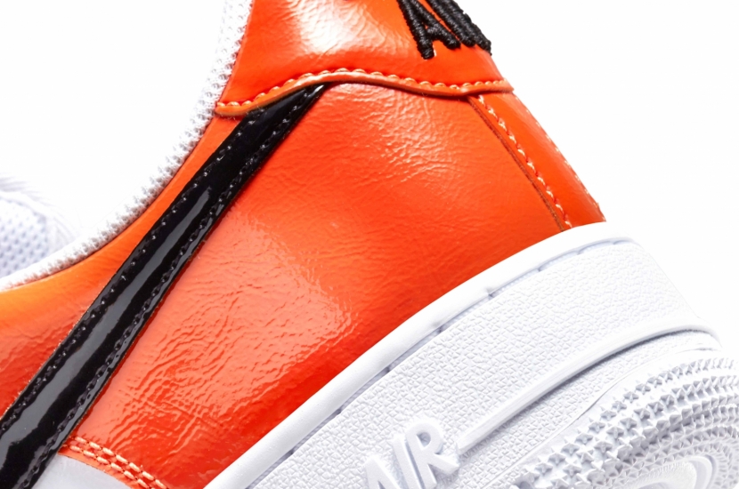 AIR FORCE 1 ESENTIAL WHITE/BRILLIANT ORANGE W [DJ9942-103]