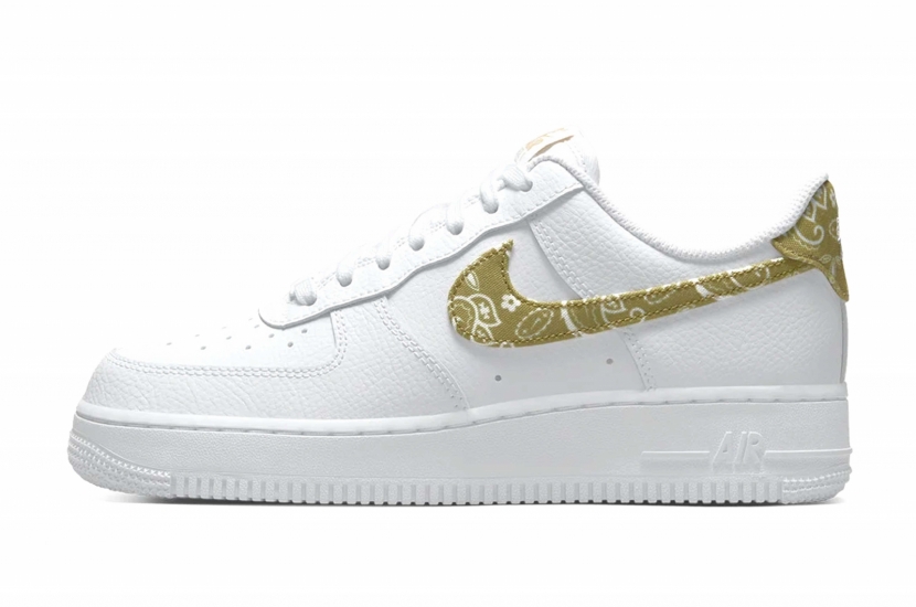 AIR FORCE 1 PAISLEY WHITE BARELY W [DJ9942-101]