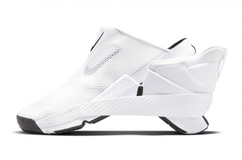 NIKE GO FLYEASE WHITE BLACK [DR5540-102]