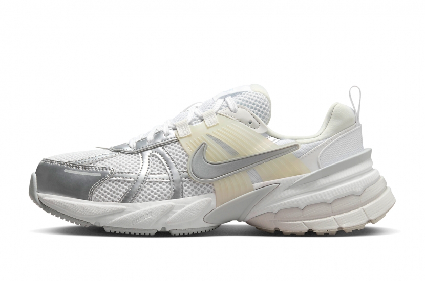 NIKE V2K RUN METALLIC SILVER [FD0736-104]