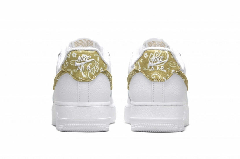 AIR FORCE 1 PAISLEY WHITE BARELY W [DJ9942-101]