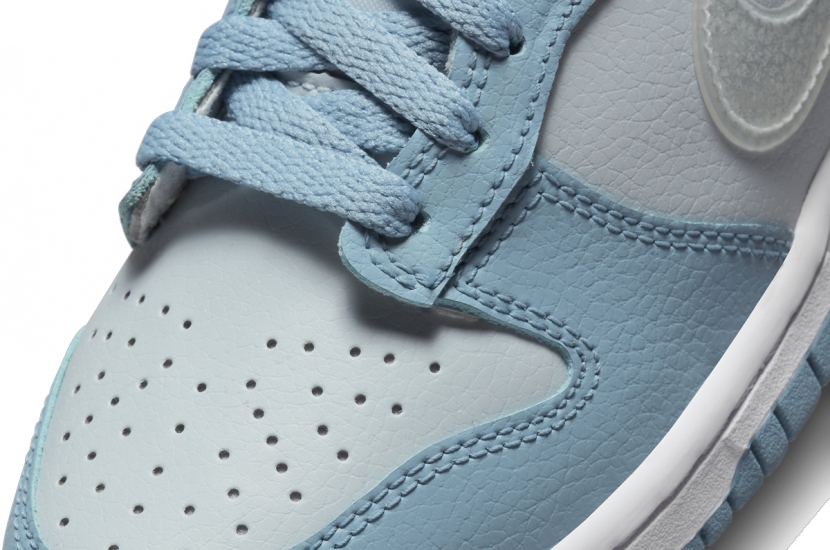 DUNK LOW CLEAR BLUE SWOOSH [DH9765-401]