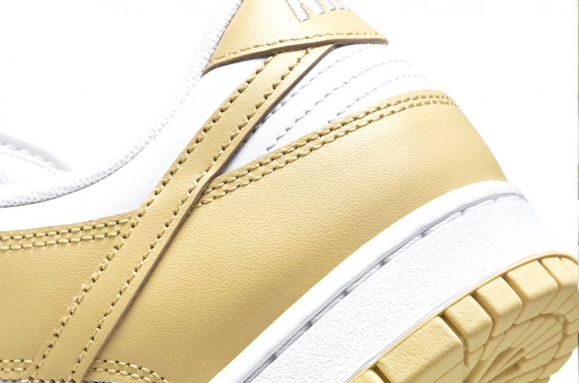 DUNK LOW TEAM GOLD [DV0833-100]