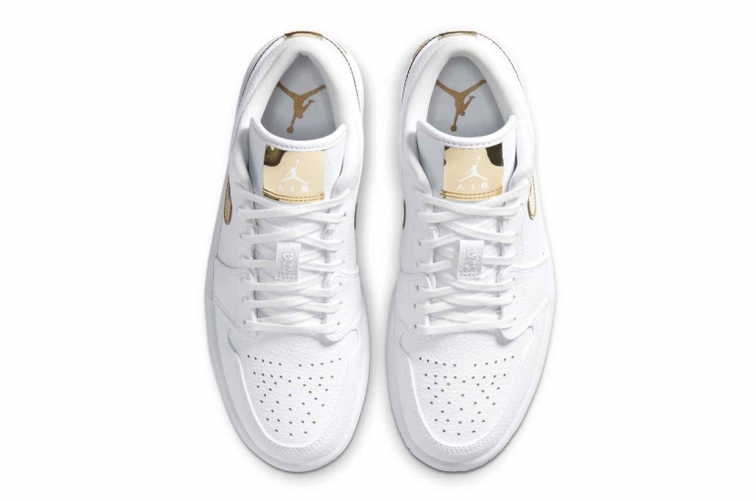 AIR JORDAN 1 LOW WHITE METALLIC GOLD W [CZ4776-100]