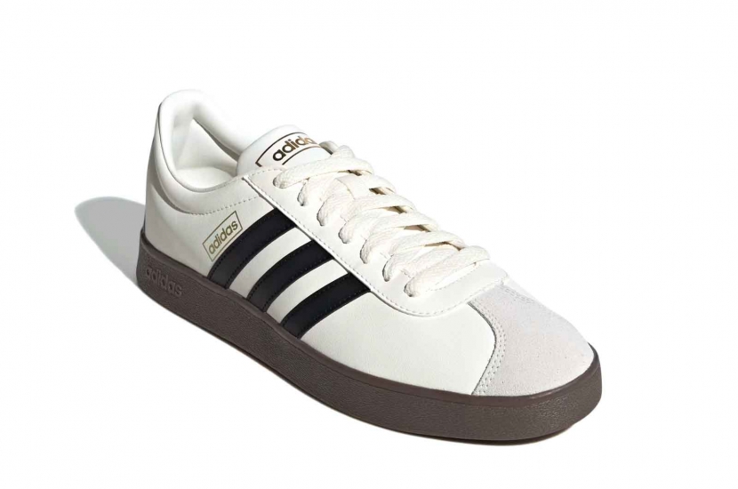 VL COURT CLASSIC CREAM WHITE CORE BLACK GUM [JI0497]