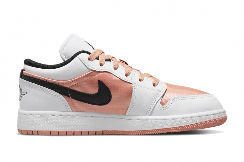 AIR JORDAN 1 LOW WHITE LIGHT MADDER ROOT (GS) [DM8960-801]