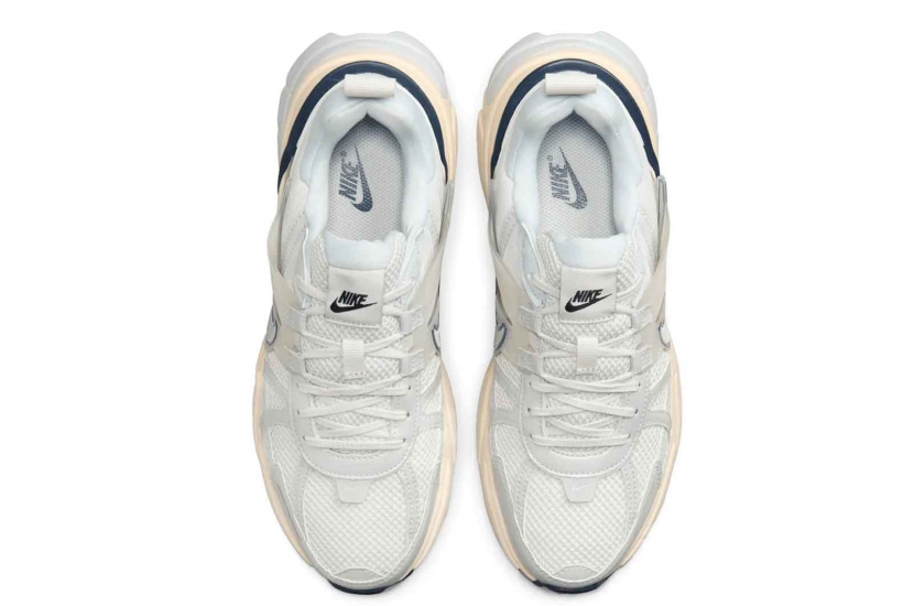 V2K RUN PLATINUM TINT W [FD0736-004]