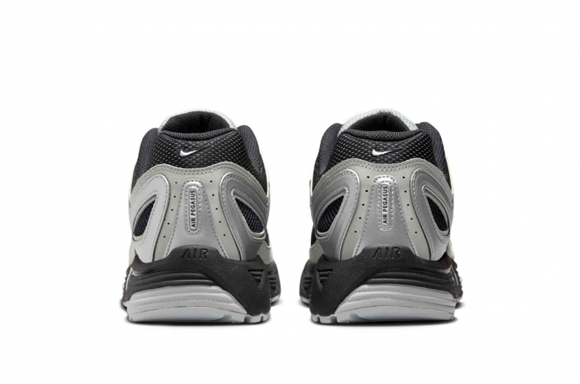 NIKE AIR PEG 2K5 BLACK METALLIC SILVER [HQ5403-001]
