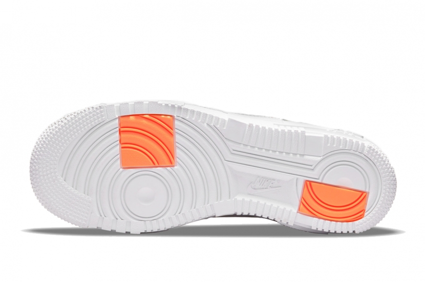 AIR FORCE 1 PIXEL WHITE ORANGE [DM3036-100]