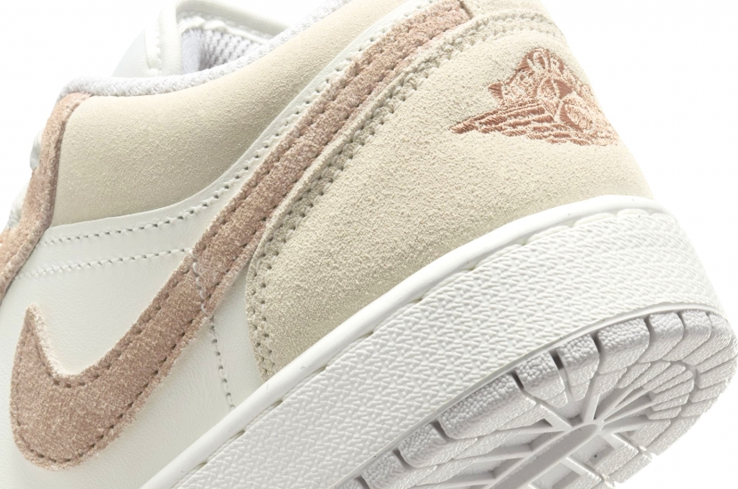 AIR JORDAN 1 LOW "LEGEND LIGHT BROWN"  [HF1863-200] [HF1567-200]