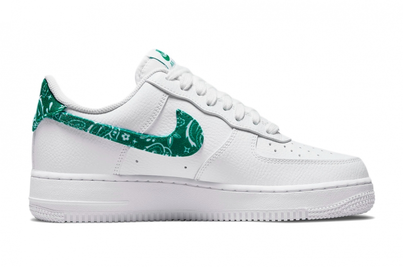 AIR FORCE 1 ESSENTIALS WHITE GREEN PAISLEY [DH4406-102]