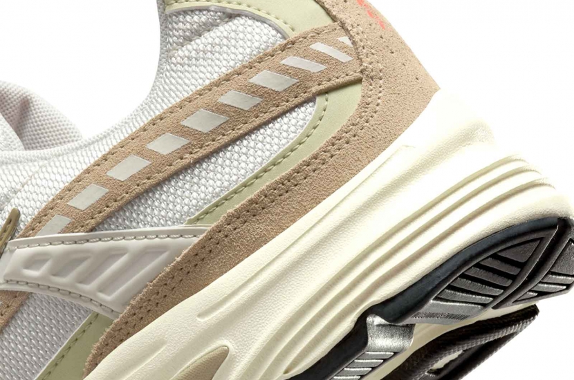 NIKE INITIATOR LIGHT BONE CARGO KHAKI [HJ7683-072]