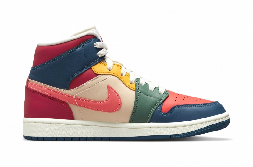 AIR JORDAN1 MID MULTI COLOR 2022 W [DN3738-400]