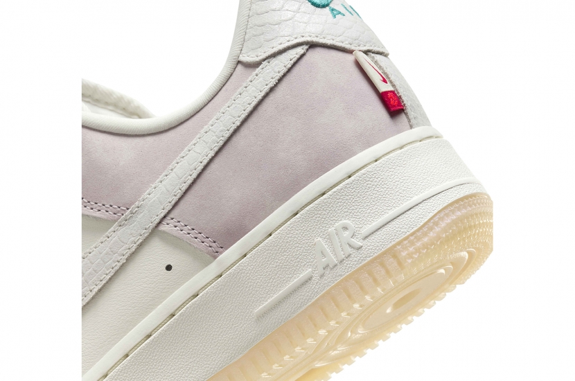 AIR FORCE 1 LOW YEAR OF THE DRAGON PINK [FZ5066-111]