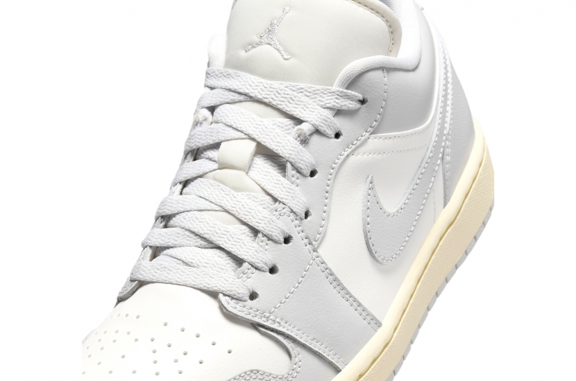 AIR JORDAN 1 LOW ‘LIGHT GREY SAIL’ [DC0774-103]