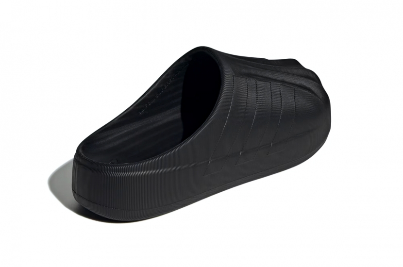 ADIFOM SUPERSTAR MULE CORE BLACK [IH7787]