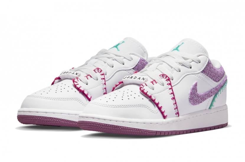 AIR JORDAN 1 LOW WHITE LIGHT BORDEUAX (GS) [DM9037-100]